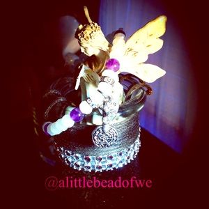 Iridescent  & amethyst glass Beaded Bracelet